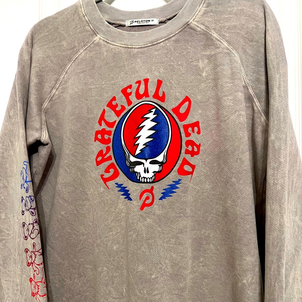 Grateful Dead Peloton sweatshirt
